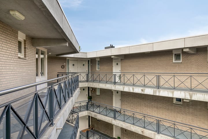 Foto 15 van Emile Zolaplein 30