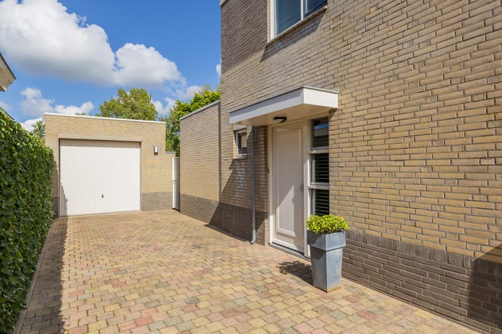 Foto 4 van Theo van Doesburglaan 11