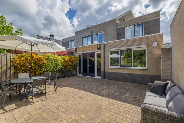 Foto 23 van Theo van Doesburglaan 11