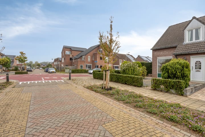 Foto 5 van Beatrixlaan 1