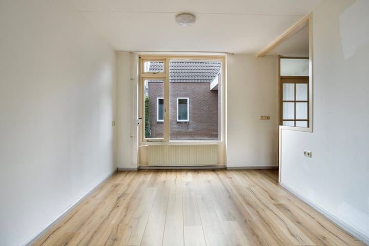 Foto 12 van Beatrixlaan 1