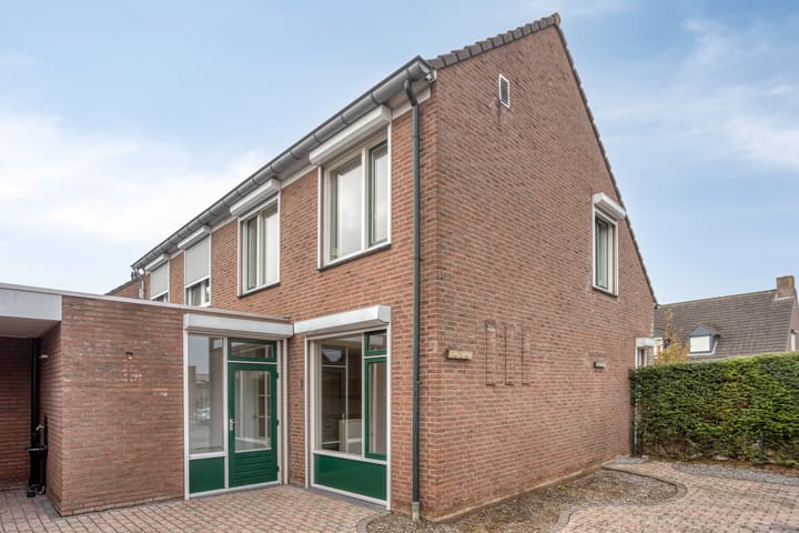 Foto 38 van Beatrixlaan 1