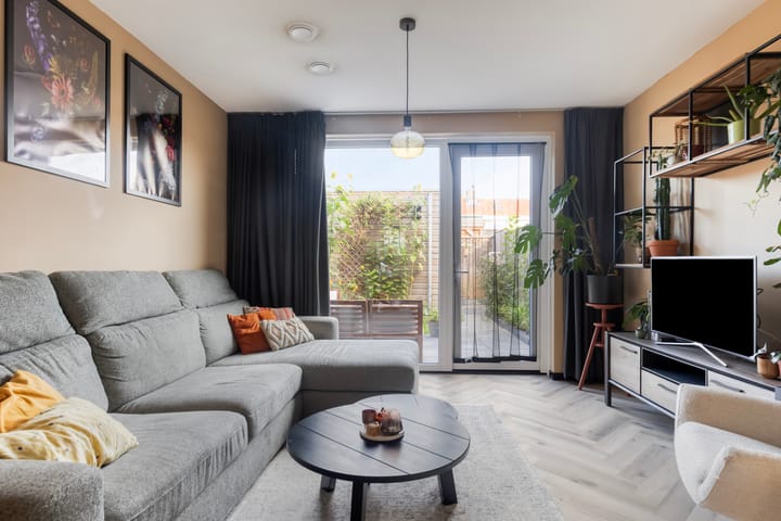 Photo 5 of Naereboutstraat 51