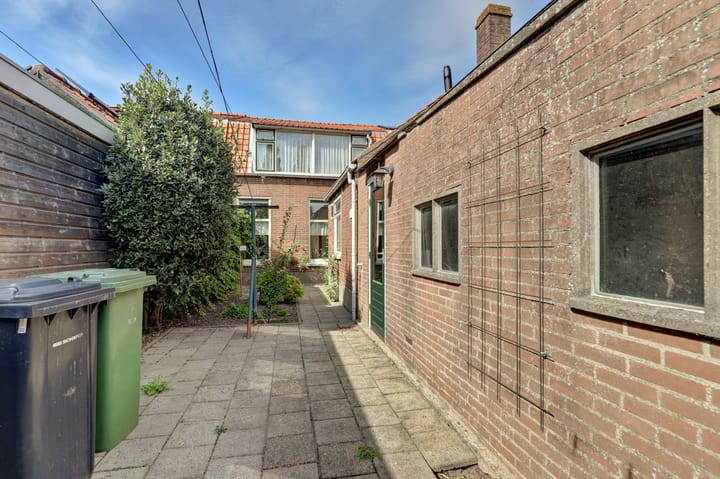 Foto 25 van Burgemeester Hagelaan 16