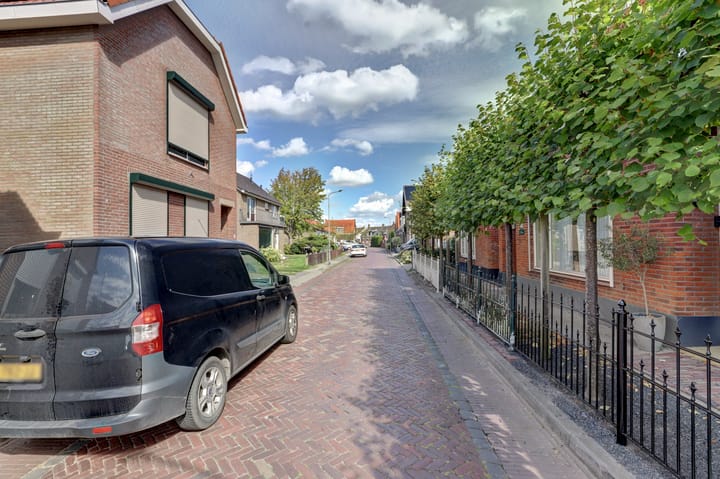 Foto 31 van Burgemeester Hagelaan 16