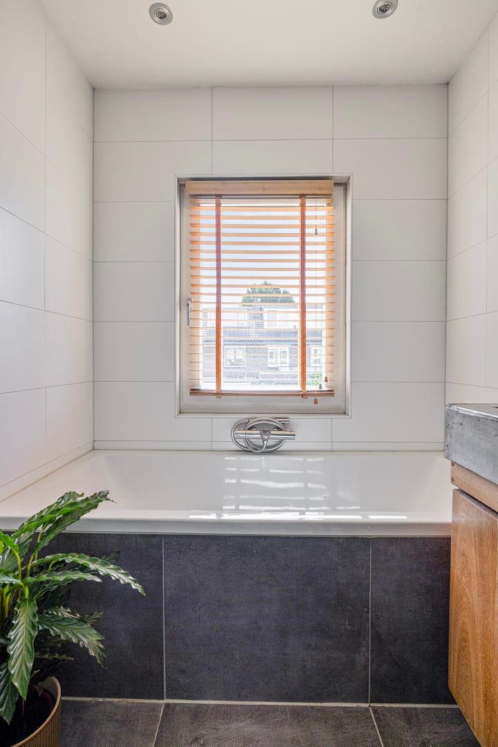 Foto 25 van De Genestetstraat 26