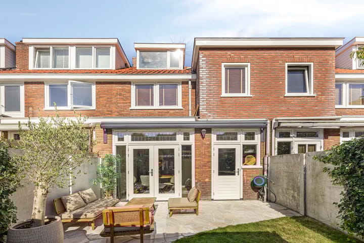 Foto 35 van De Genestetstraat 26