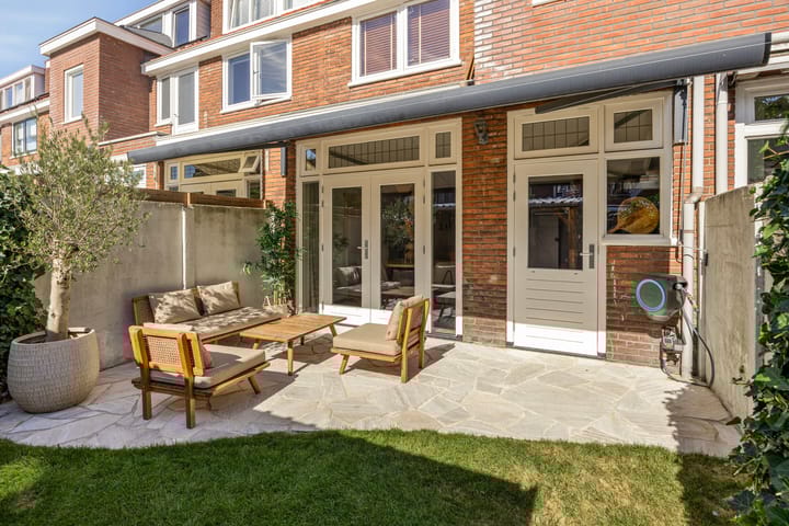 Foto 36 van De Genestetstraat 26