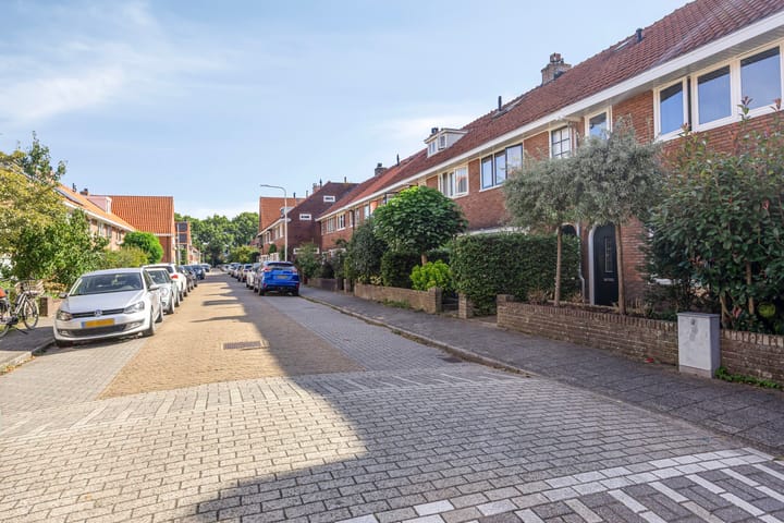 Foto 37 van De Genestetstraat 26