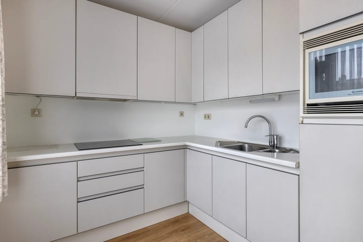 Foto 7 van Den Hof 23