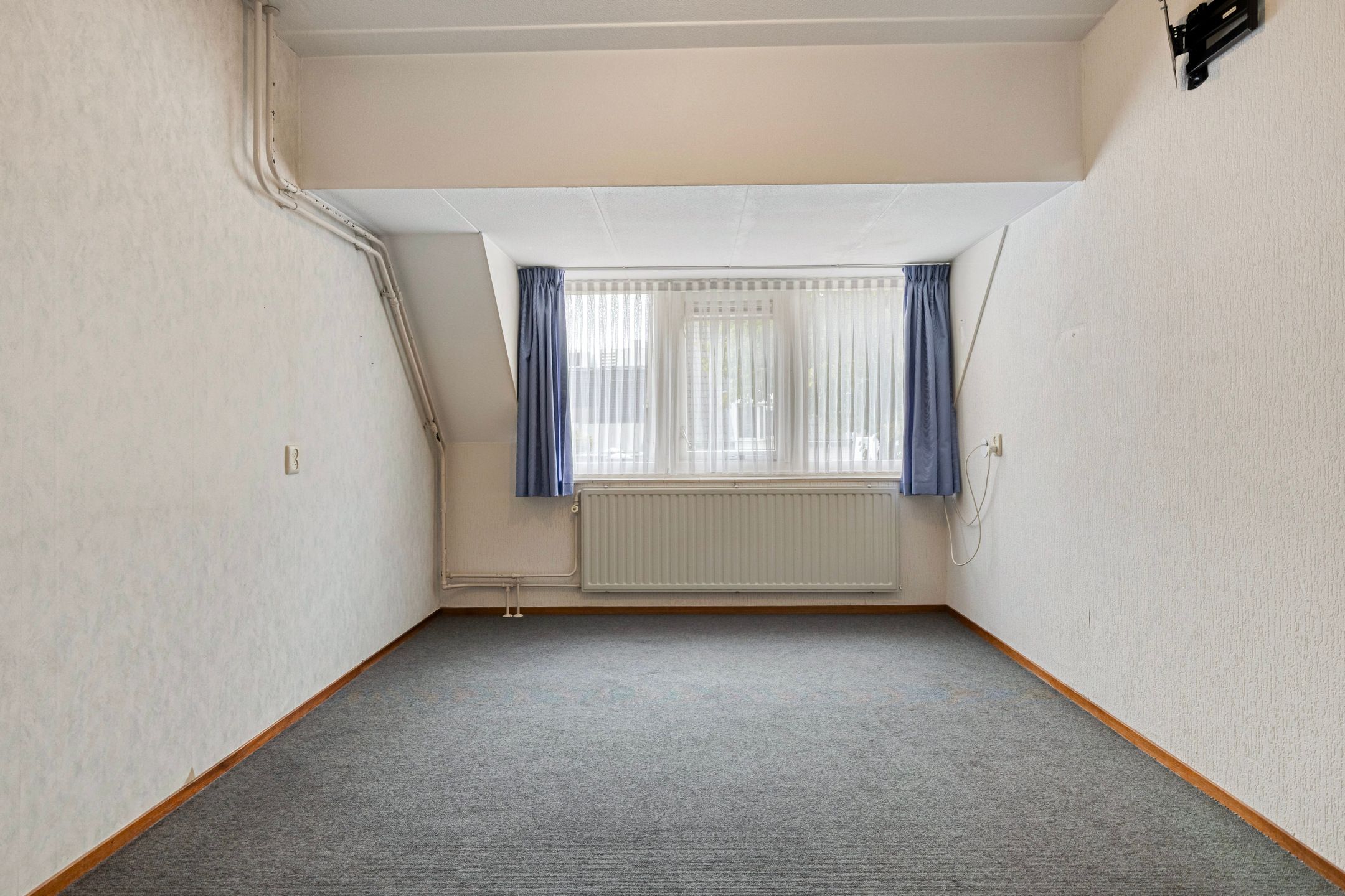 Foto 15 van Den Hof 23