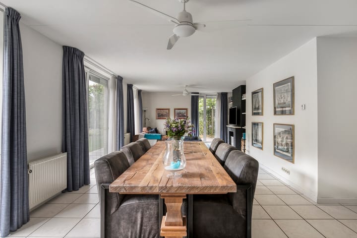 Photo 12 of Verzetsheldenlaan 19