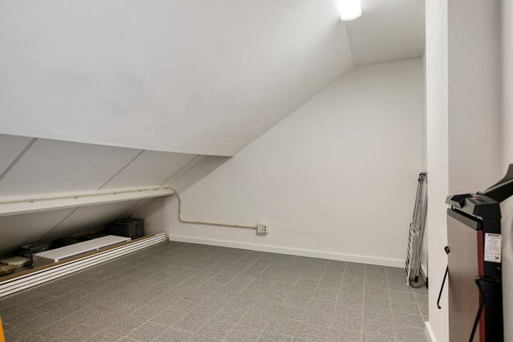 Photo 36 of Verzetsheldenlaan 19