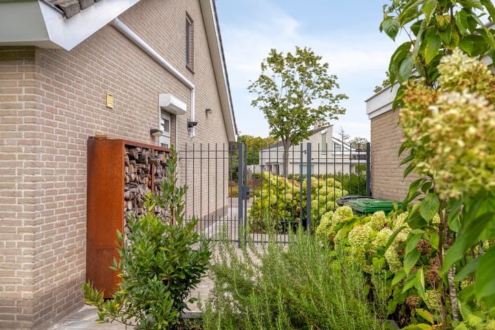 Photo 50 of Verzetsheldenlaan 19