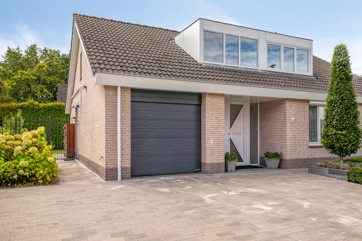 Photo 51 of Verzetsheldenlaan 19