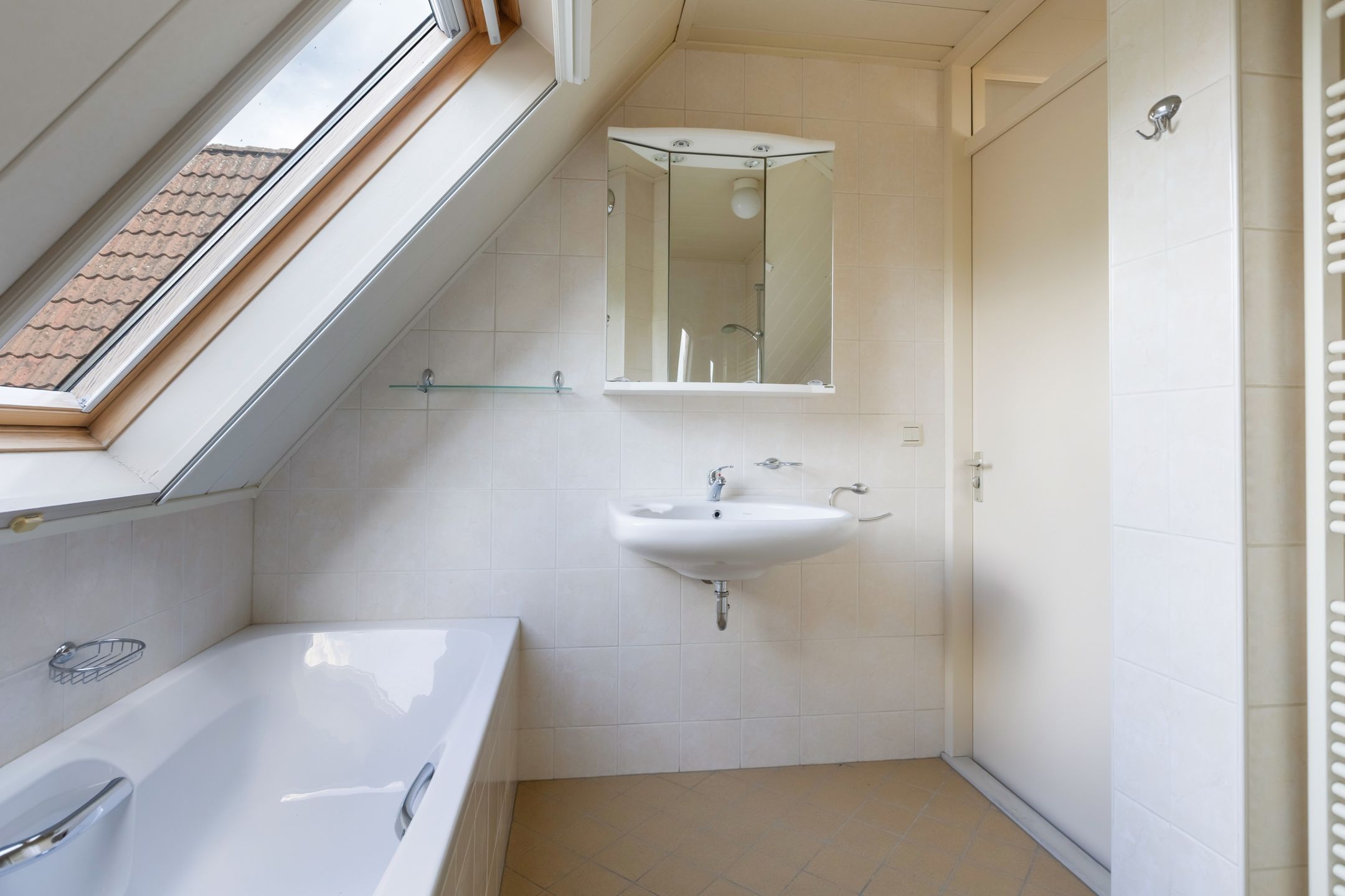 Photo 30 of Schras 24-A