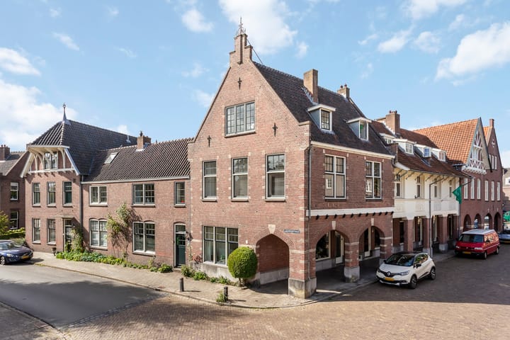 Photo 5 of van Markenstraat 13