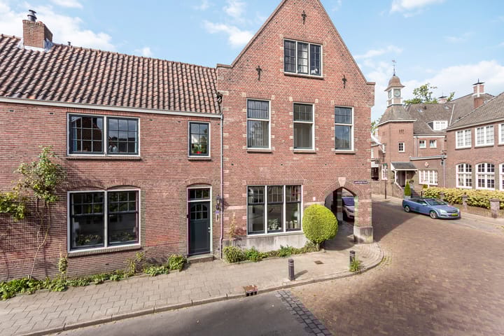 Photo 7 of van Markenstraat 13