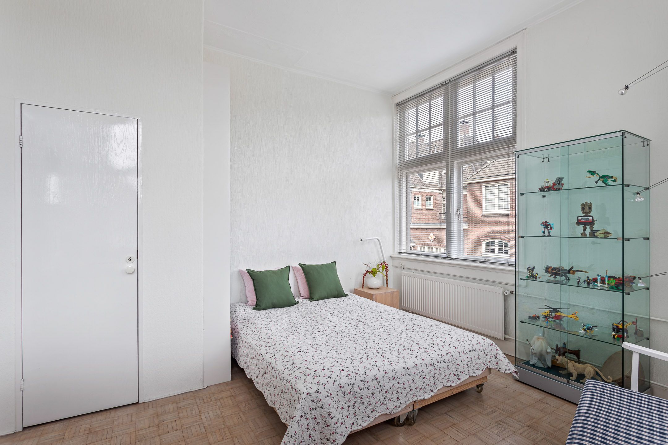 Foto 18 van van Markenstraat 13