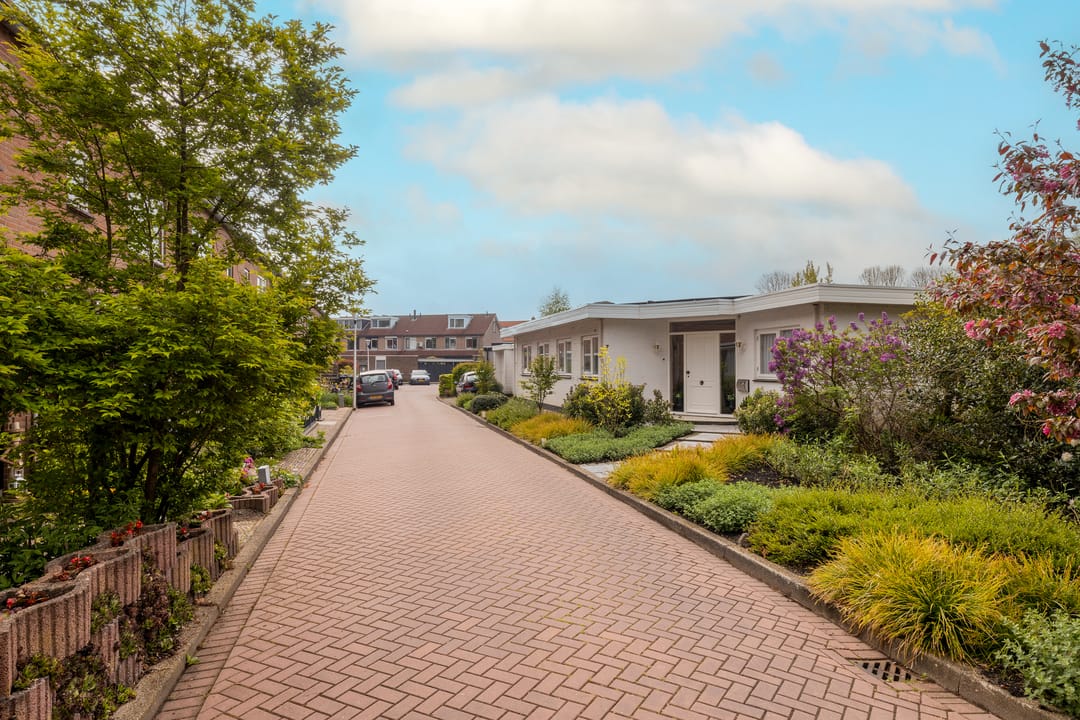 Photo 37 of Merelstraat 3