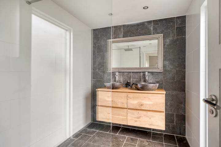 Photo 16 of Lange Achterweg 25