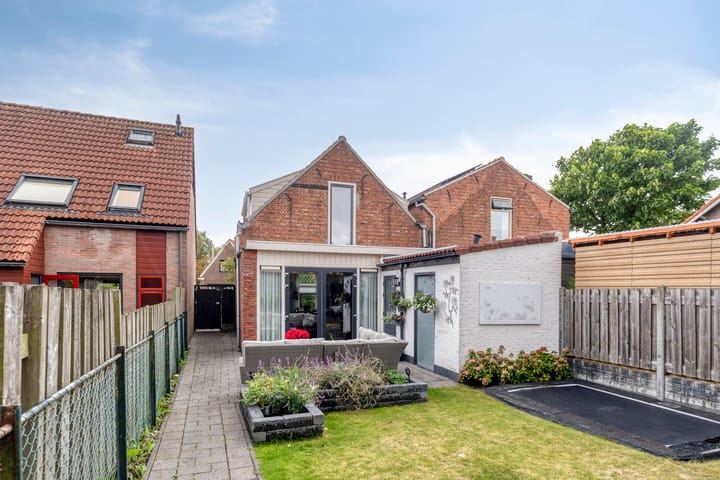 Photo 24 of Lange Achterweg 25