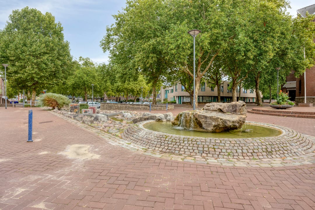 Foto 28 van Kerkplein 18