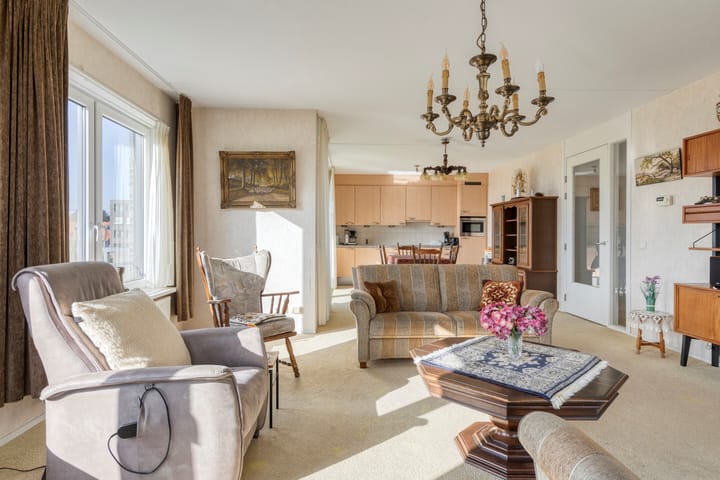 Foto 9 van Gamander 6