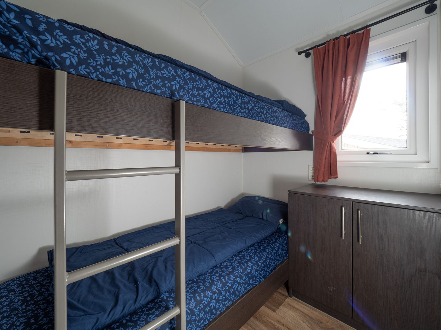 Foto 10 van Den Drul 19