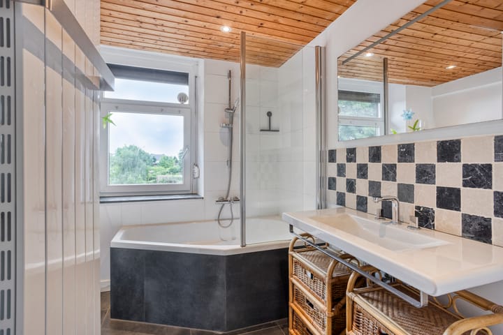 Photo 19 of Oude Broeksittarderweg 11