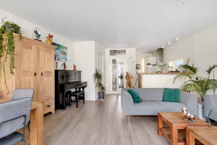 Foto 16 van Kievitsbloem 32