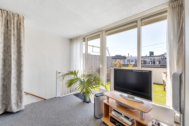 Foto 43 van Kievitsbloem 32