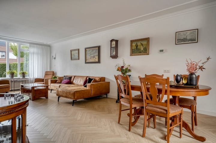 Foto 10 van Hercules 84