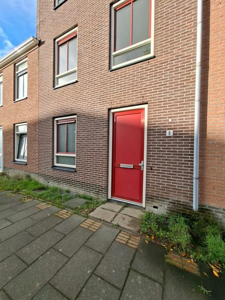 undefined main image