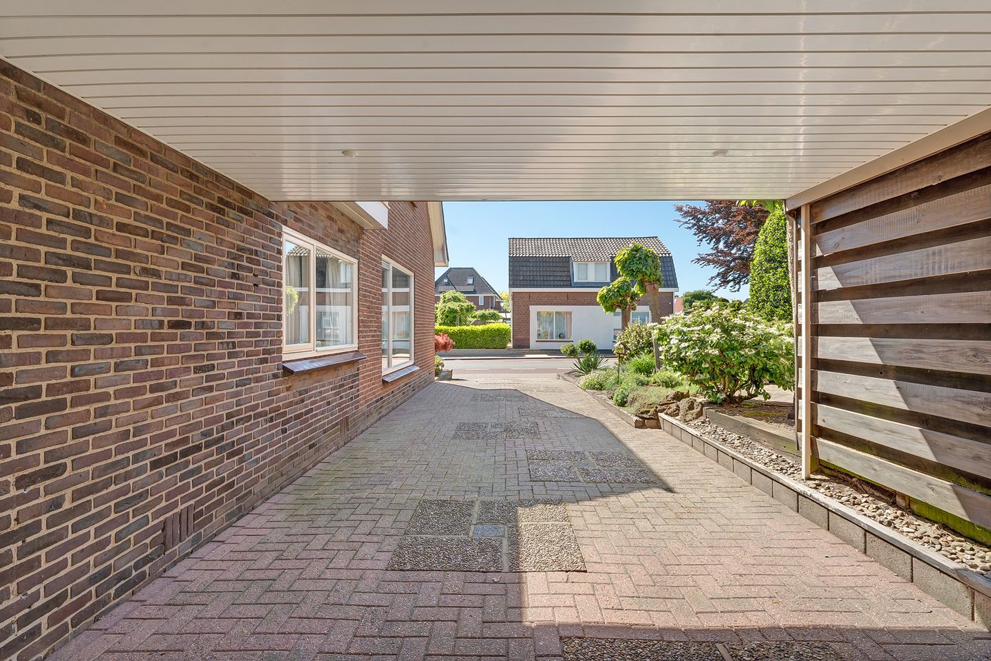 Photo 10 of Dorpsstraat 63