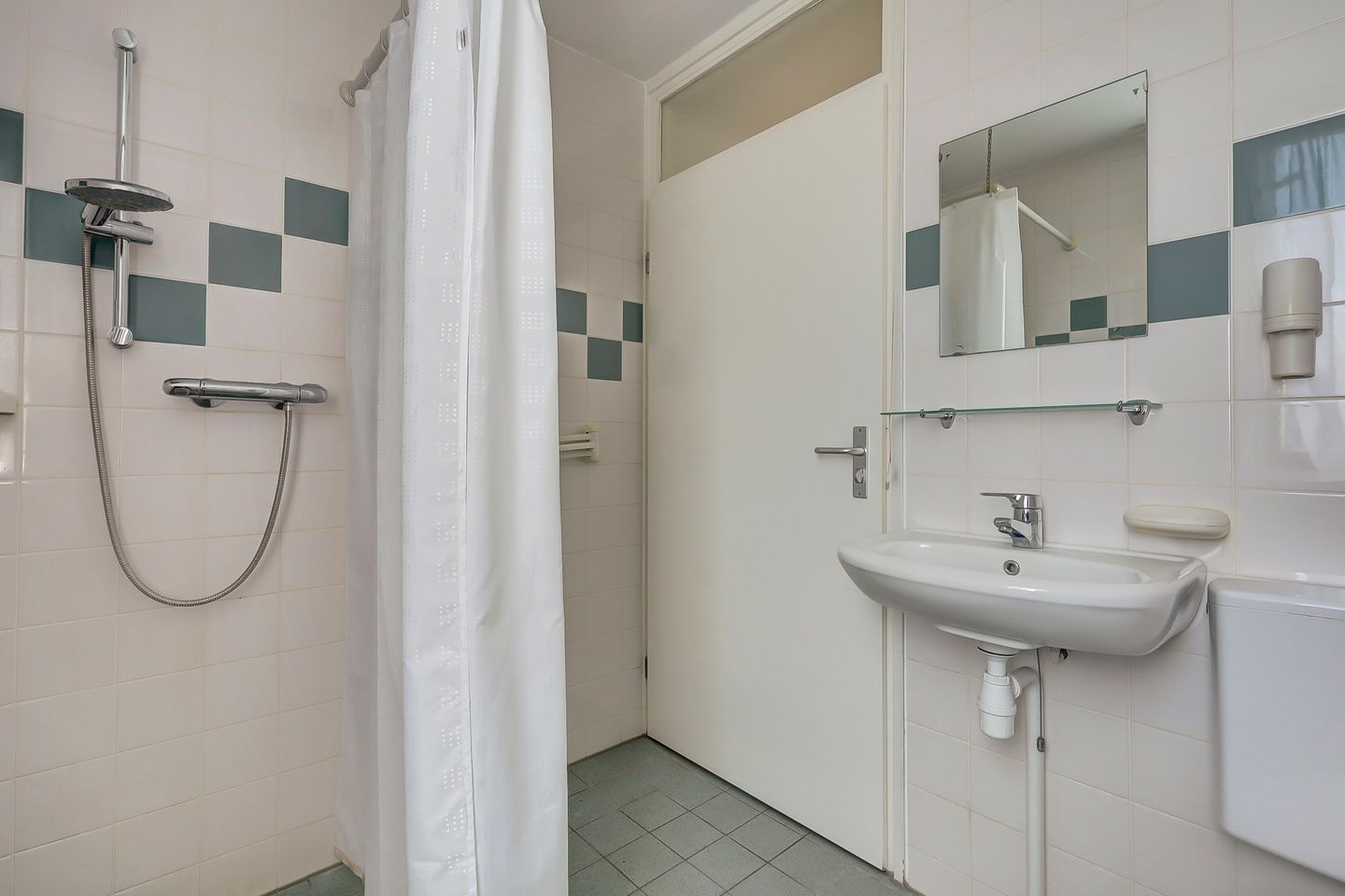 Foto 4 van Bisschopstraat 18