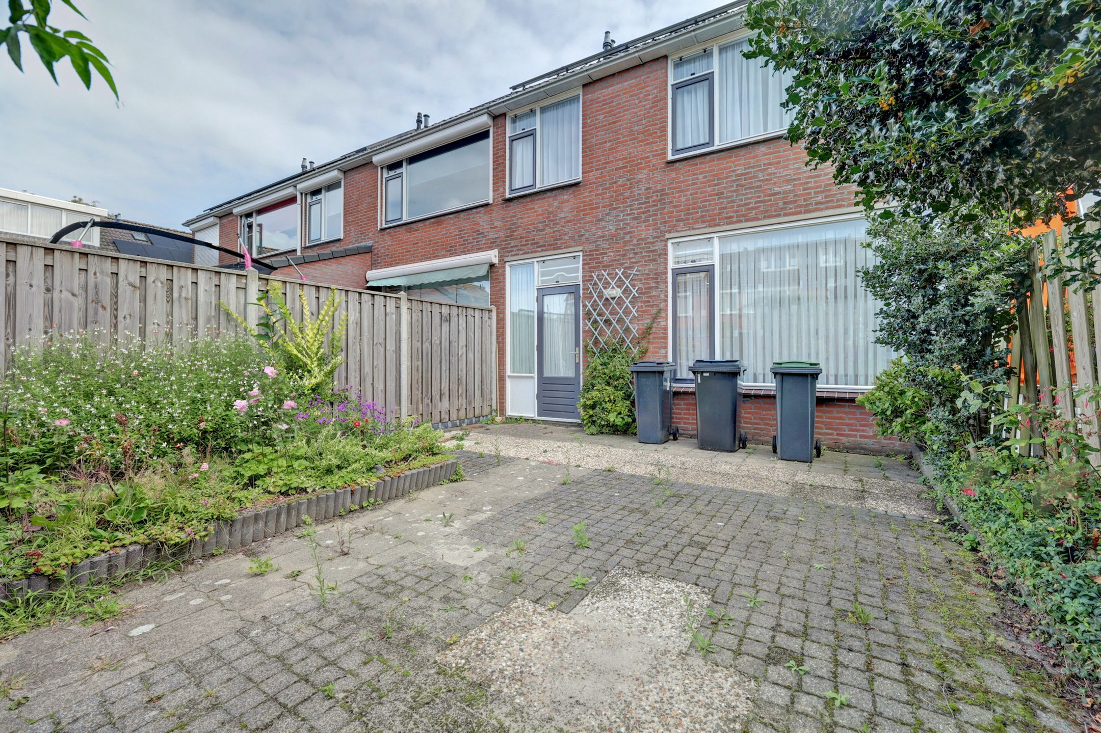 Foto 27 van Bisschopstraat 18