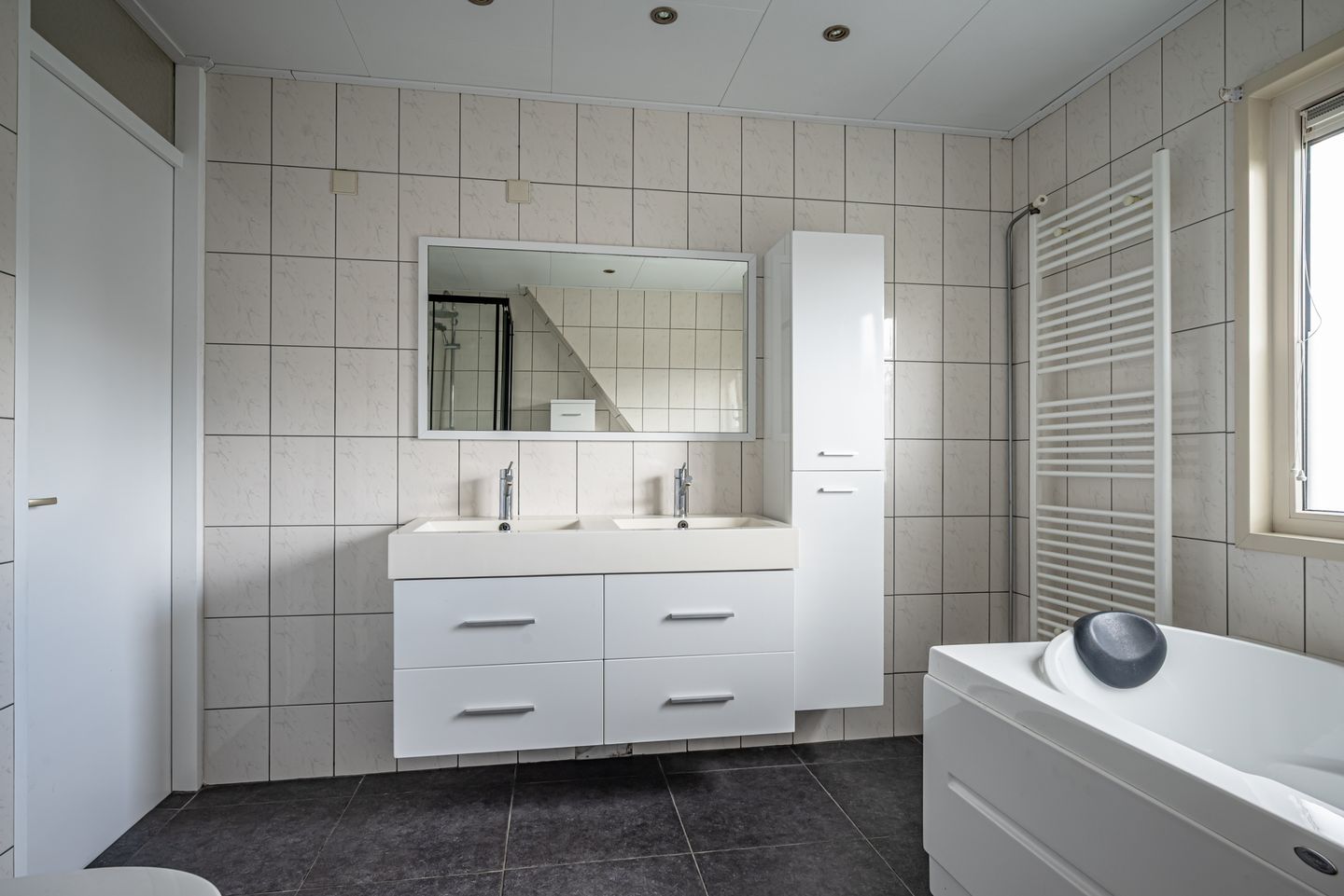 Photo 35 of Schoolstraat 43