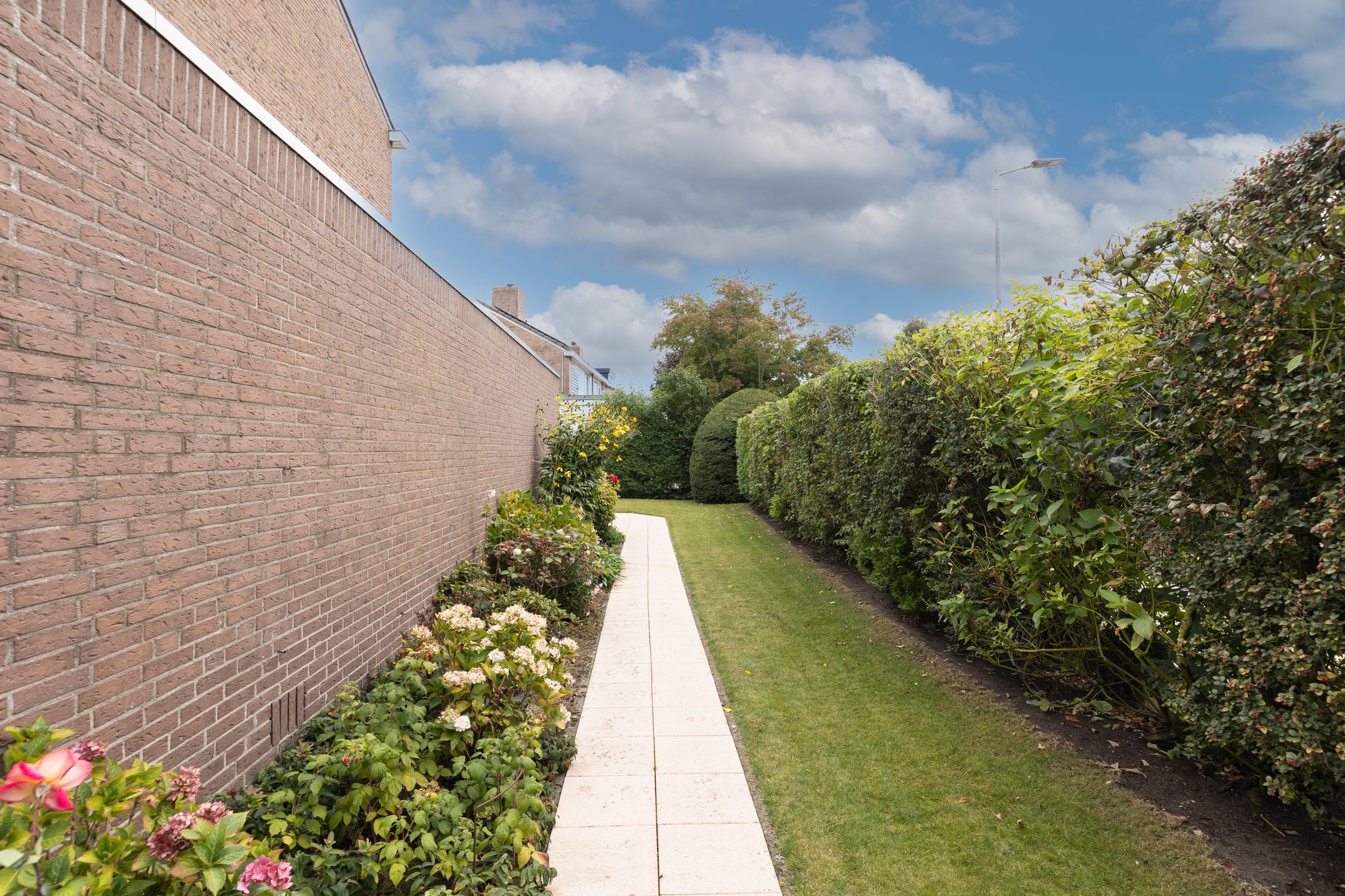 Foto 48 van Raadhuisstraat 2