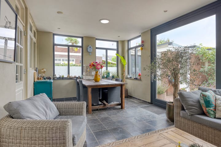 Foto 12 van Julianalaan 39