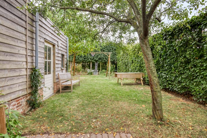 Photo 2 of Julianalaan 39