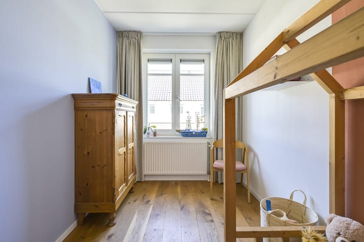 Foto 38 van Wenemar van Redichemstraat 4