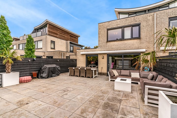 Photo 23 of Goudenregenstraat 7