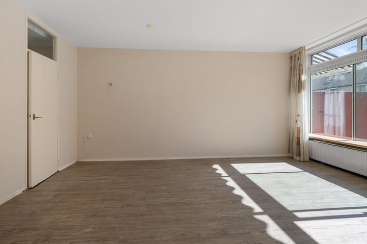 Foto 9 van Karveelstraat 16