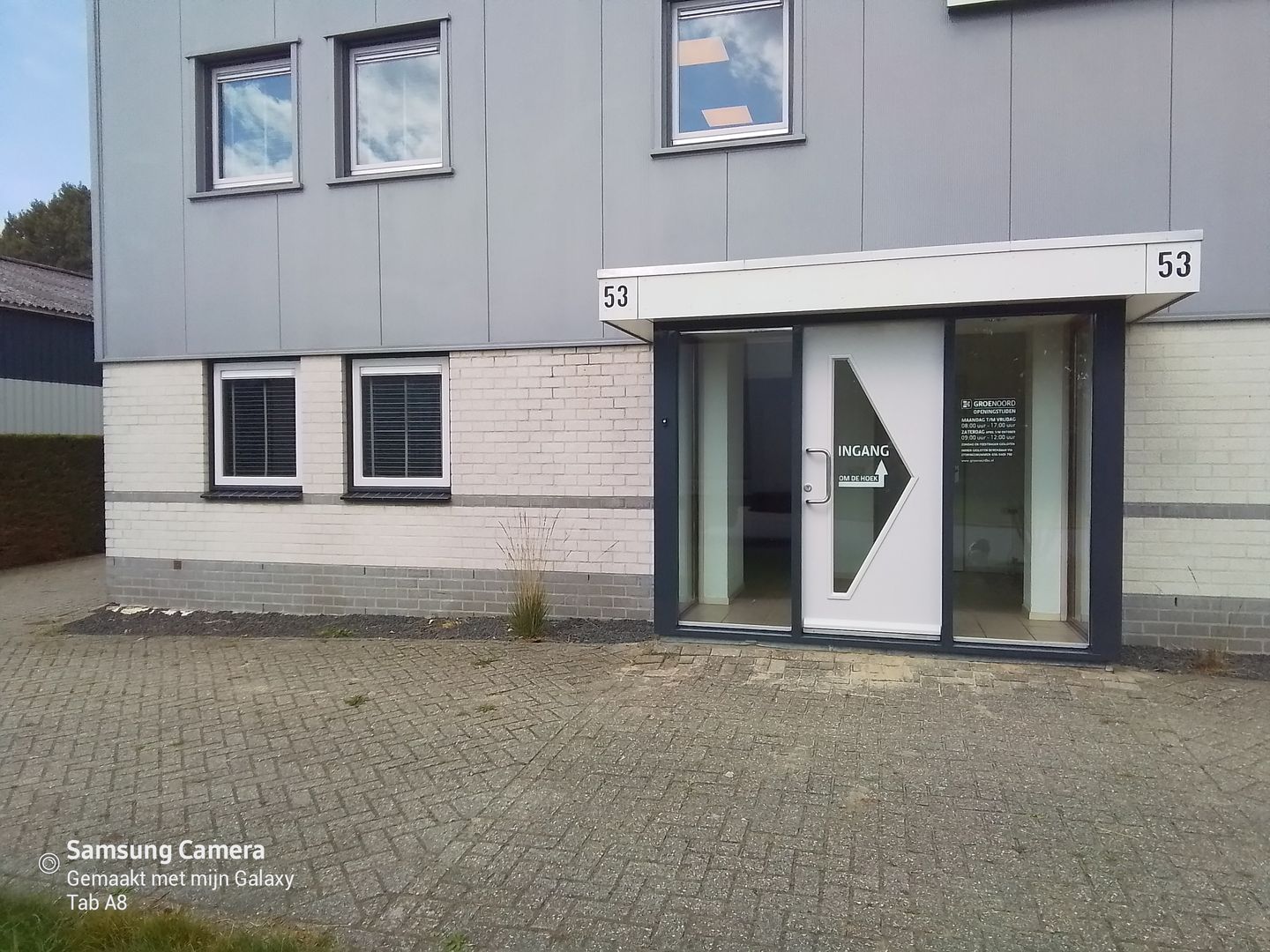 View photo 2 of Landbouwweg 53