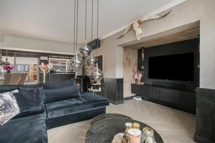 Foto 2 van Van Nijenrodestraat 50