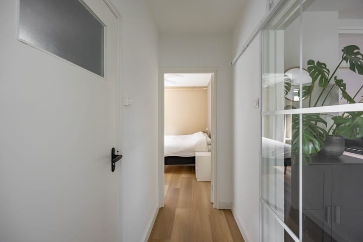 Foto 16 van Canadalaan 67