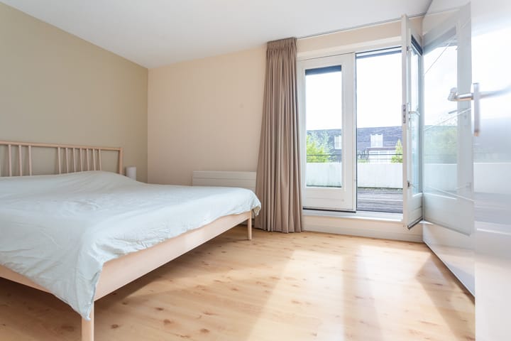 Foto 11 van J.H. van den Broekstraat 50