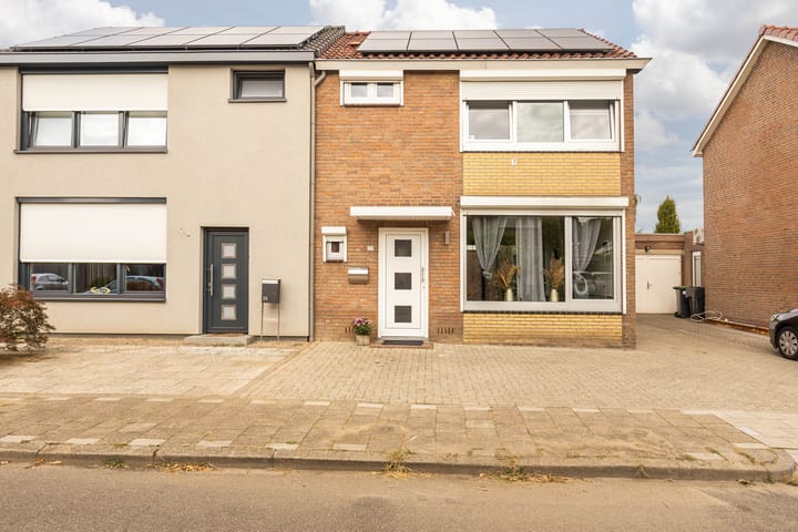 Foto 8 van Const Huygensstraat 37