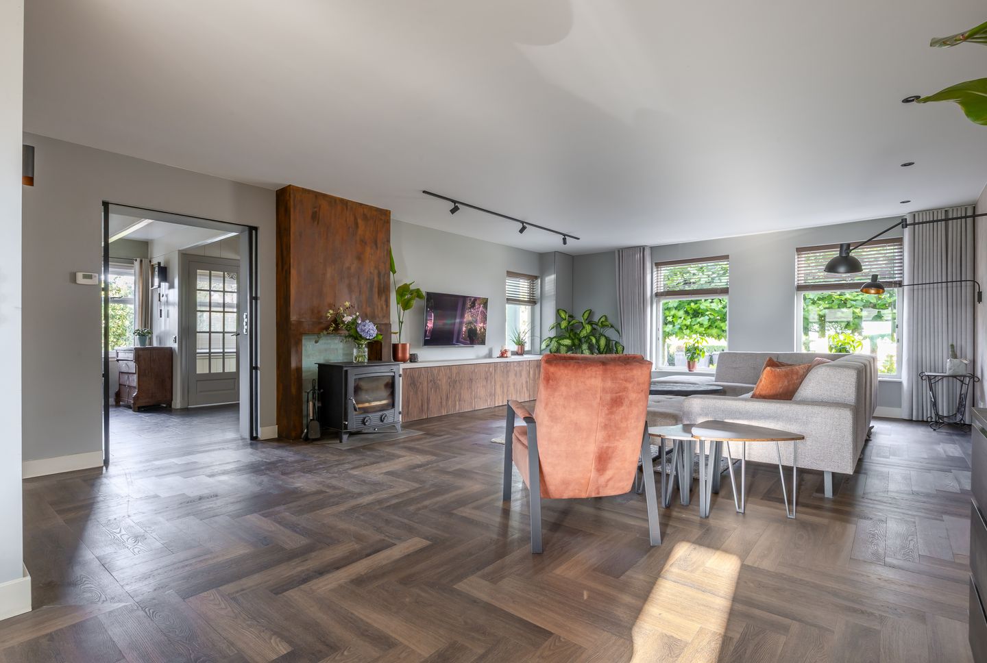 Photo 4 of Dorpsstraat 107